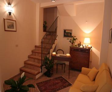 B&B Vicolo Vecchio 테라치나 외부 사진