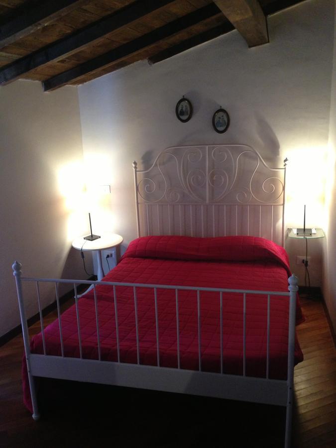B&B Vicolo Vecchio 테라치나 외부 사진
